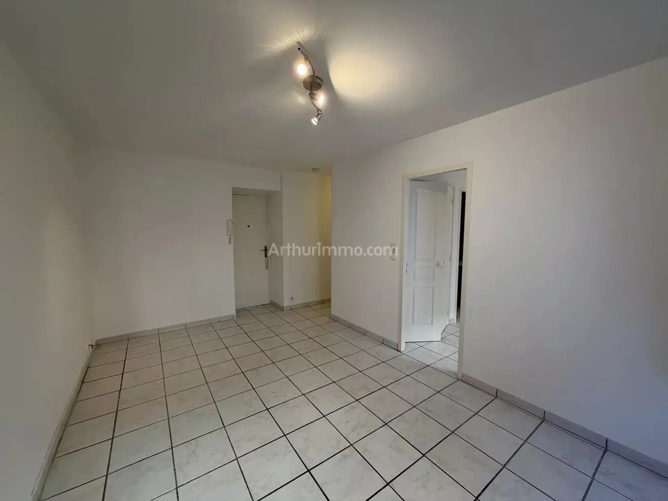 Appartement à louer, NaNm², Martigues