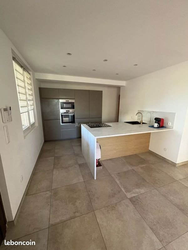 Appartement à louer, 110m², Martigues