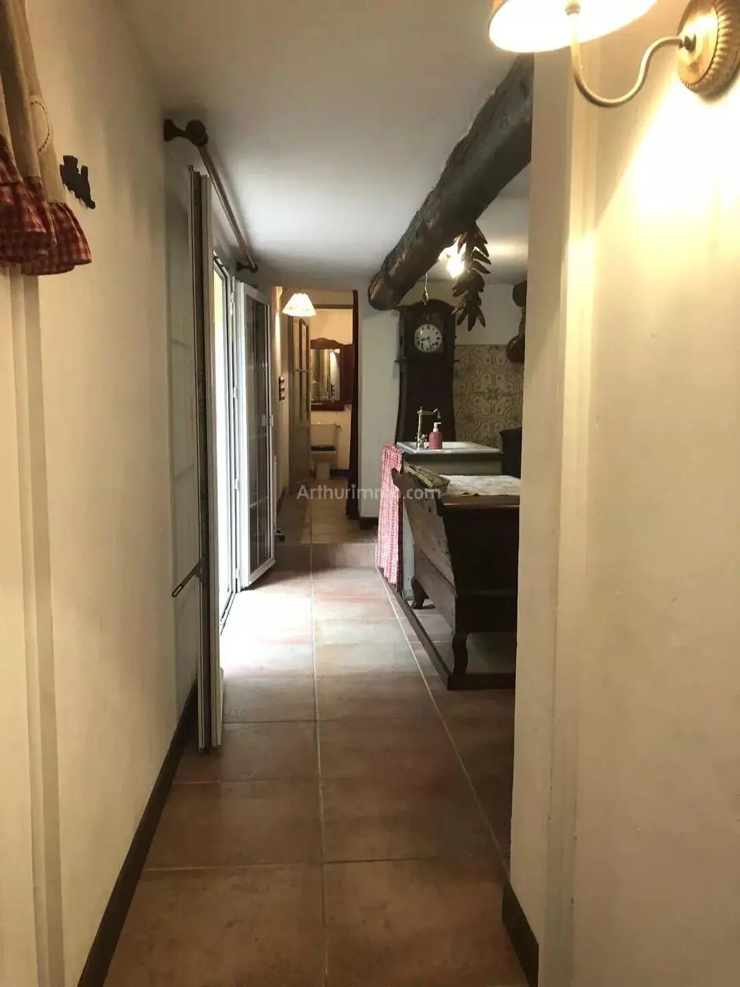 Maison à louer, 90m², Saint-Mitre-les-Remparts