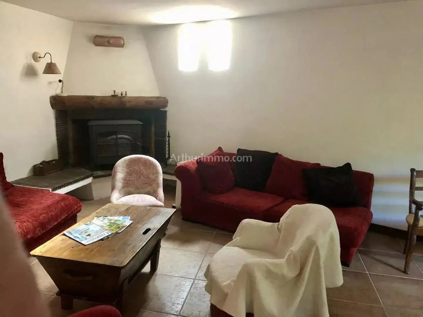 Maison à louer, 90m², Saint-Mitre-les-Remparts