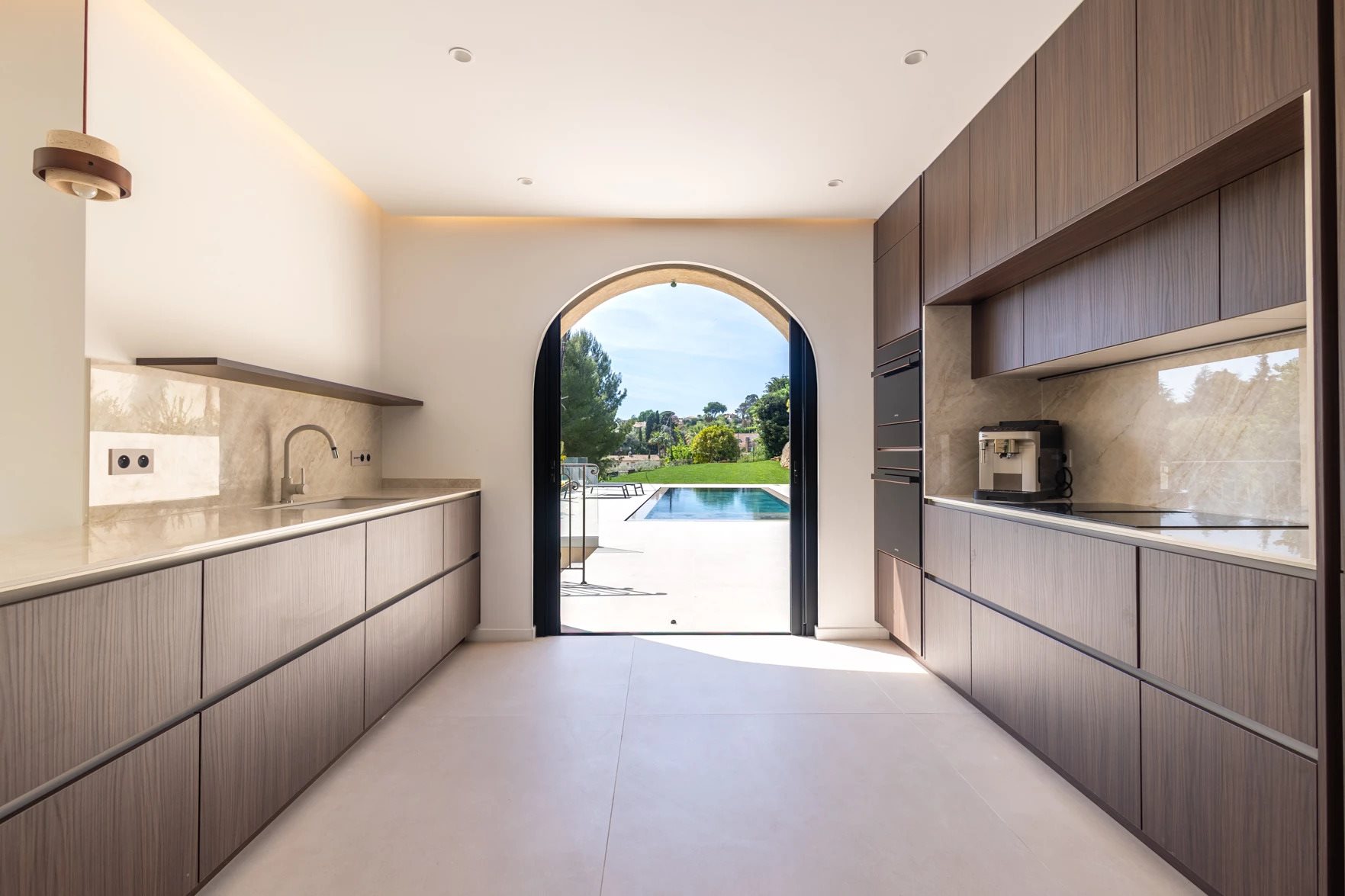 Maison à vendre, 4000m², Antibes