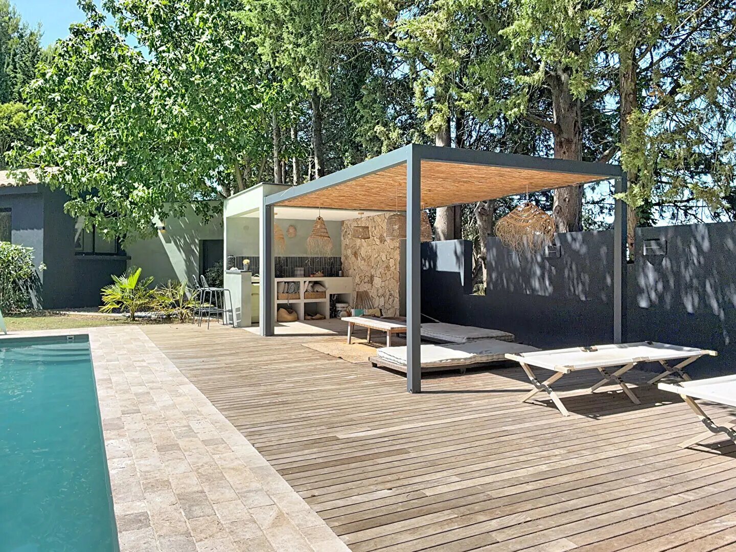 Maison à louer, 350m², Aix-en-Provence