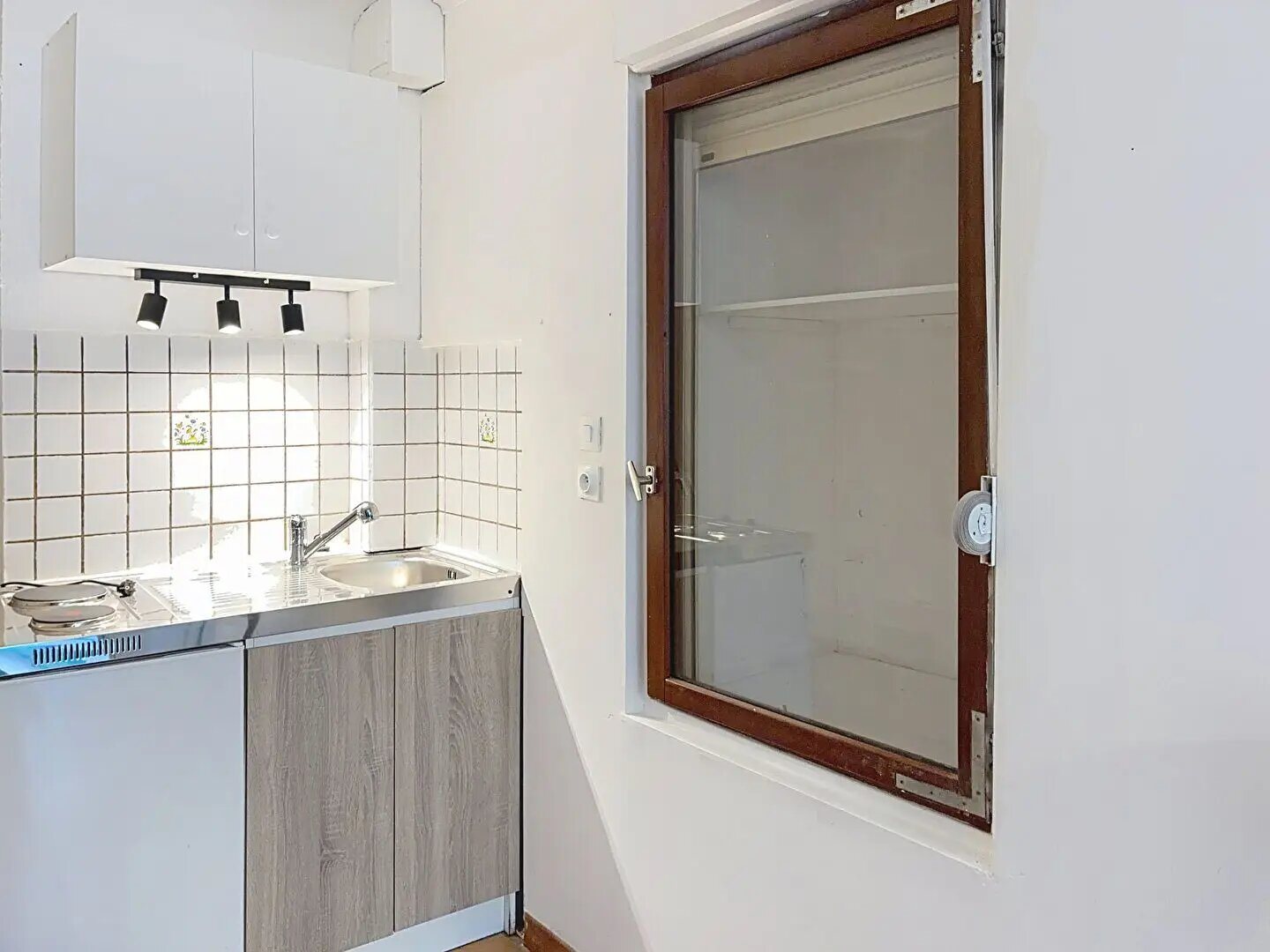 Appartement à louer, 20m², Éguilles