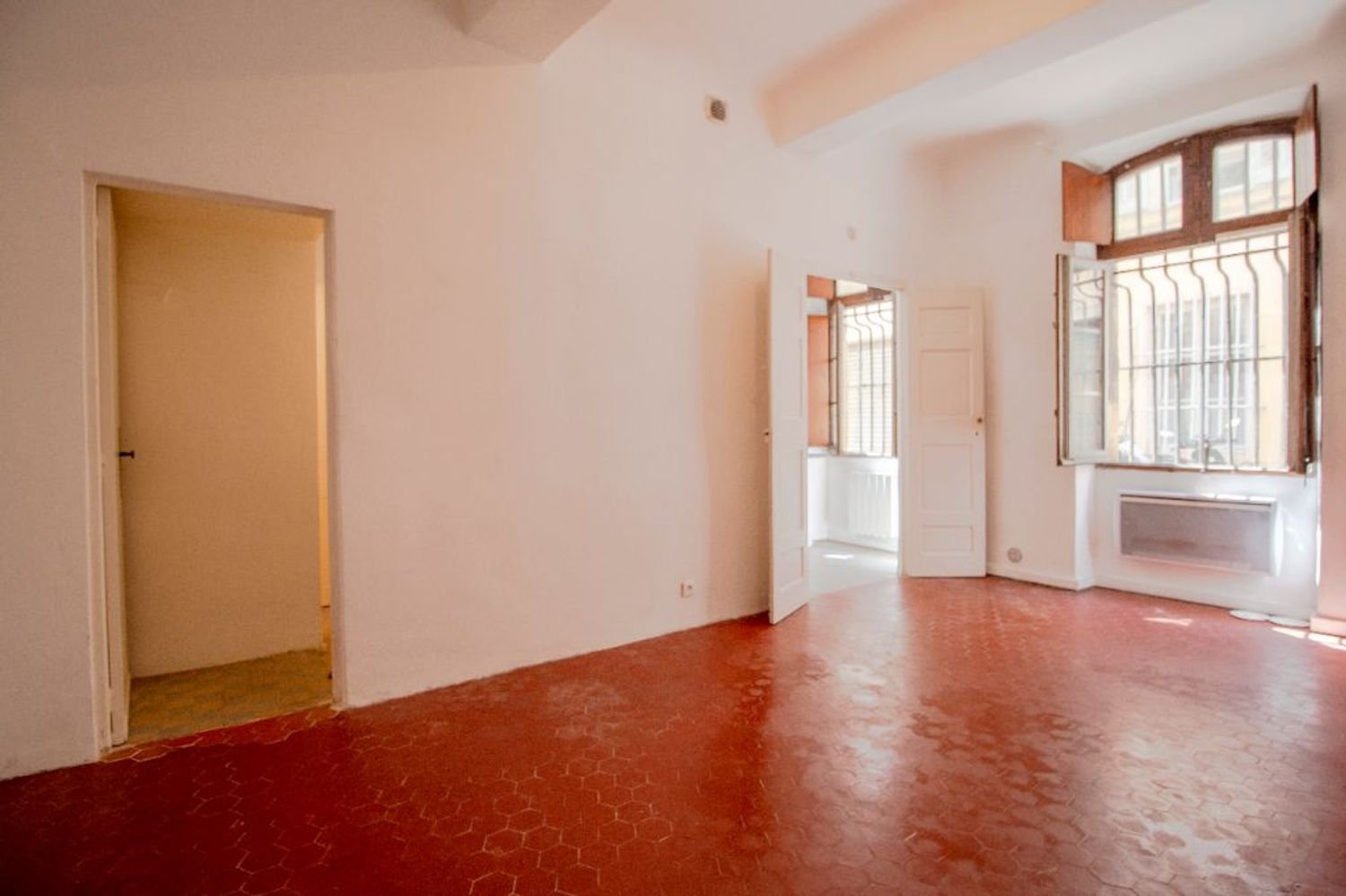 Appartement à louer, 26m², Marseille 4ème