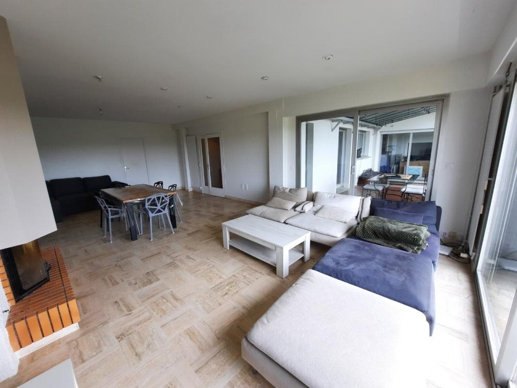 Maison à louer, 184m², Guignen