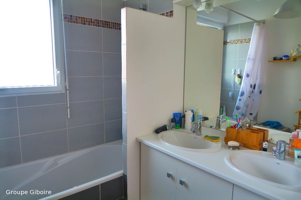 Maison à louer, 99m², Thorigné-Fouillard
