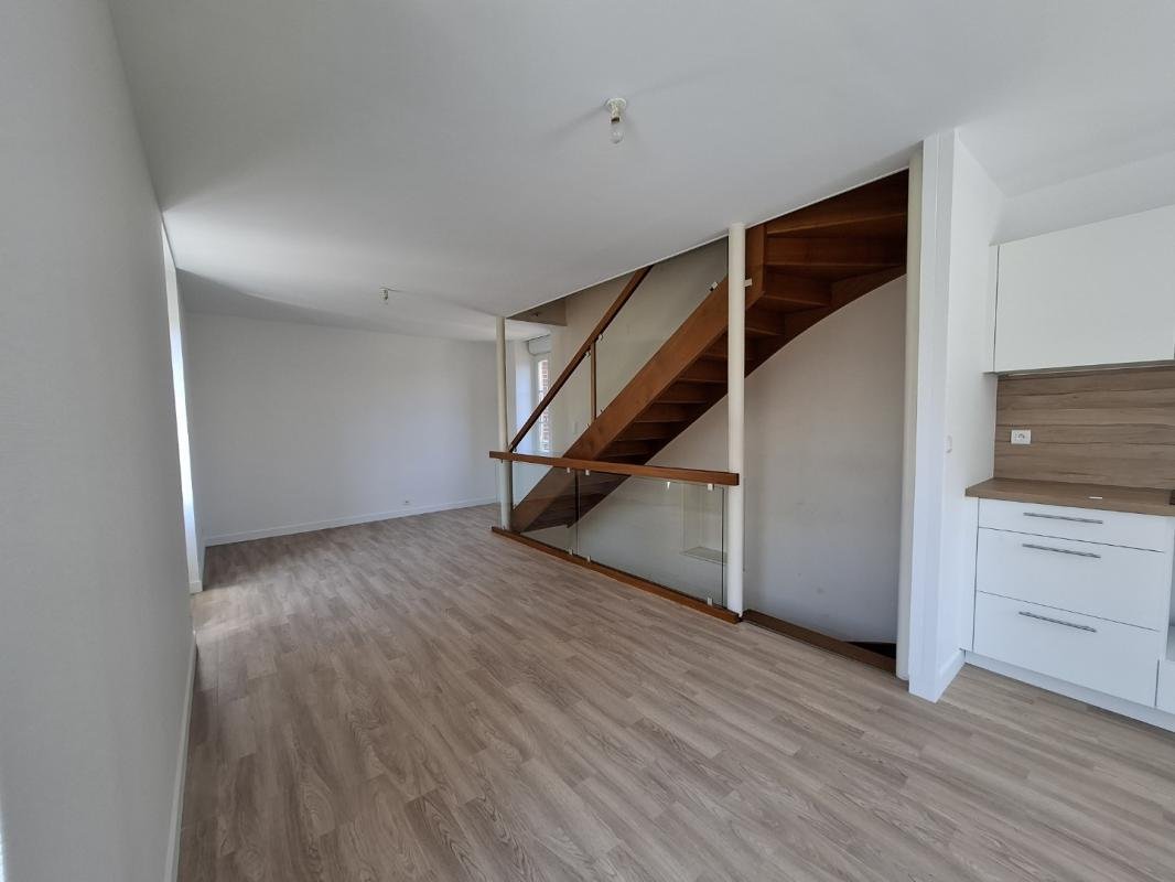 Appartement à louer, 52m², Pipriac