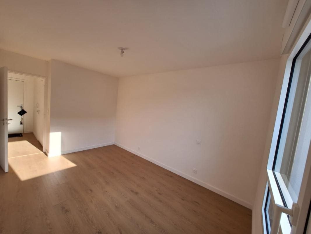 Appartement à louer, 66m², Saint-Avé