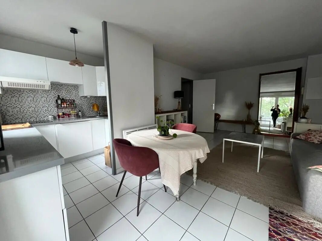 Appartement à louer, 46m², Bordeaux