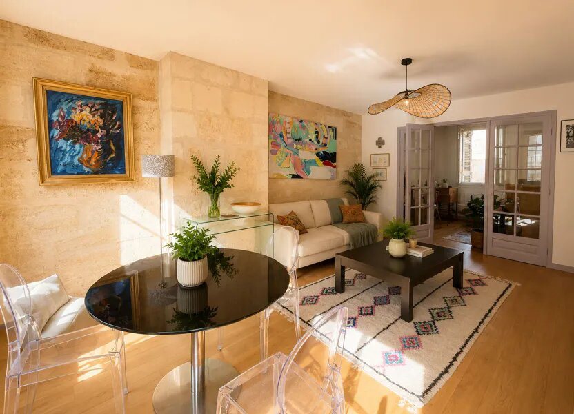Appartement à louer, 70m², Bordeaux