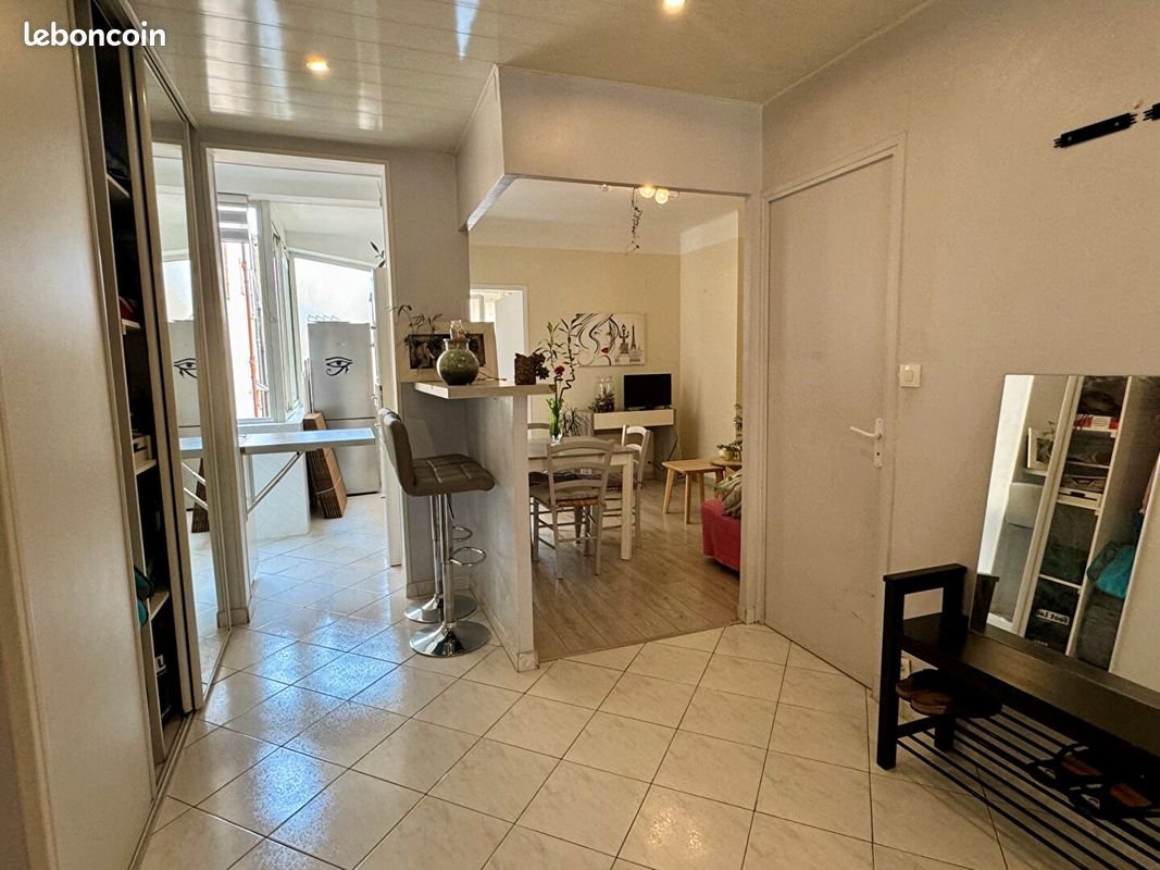 Appartement à louer, 48m², Toulon