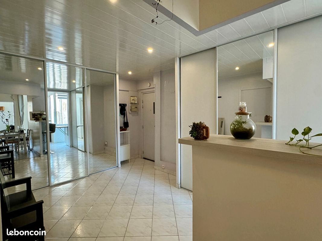 Appartement à louer, 48m², Toulon