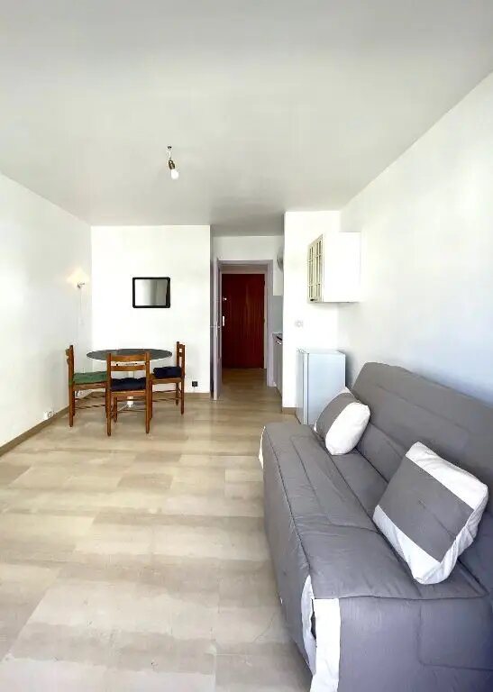 Appartement à louer, 21m², Nice
