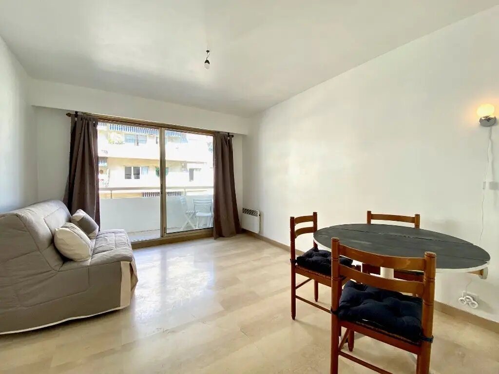 Appartement à louer, 21m², Nice
