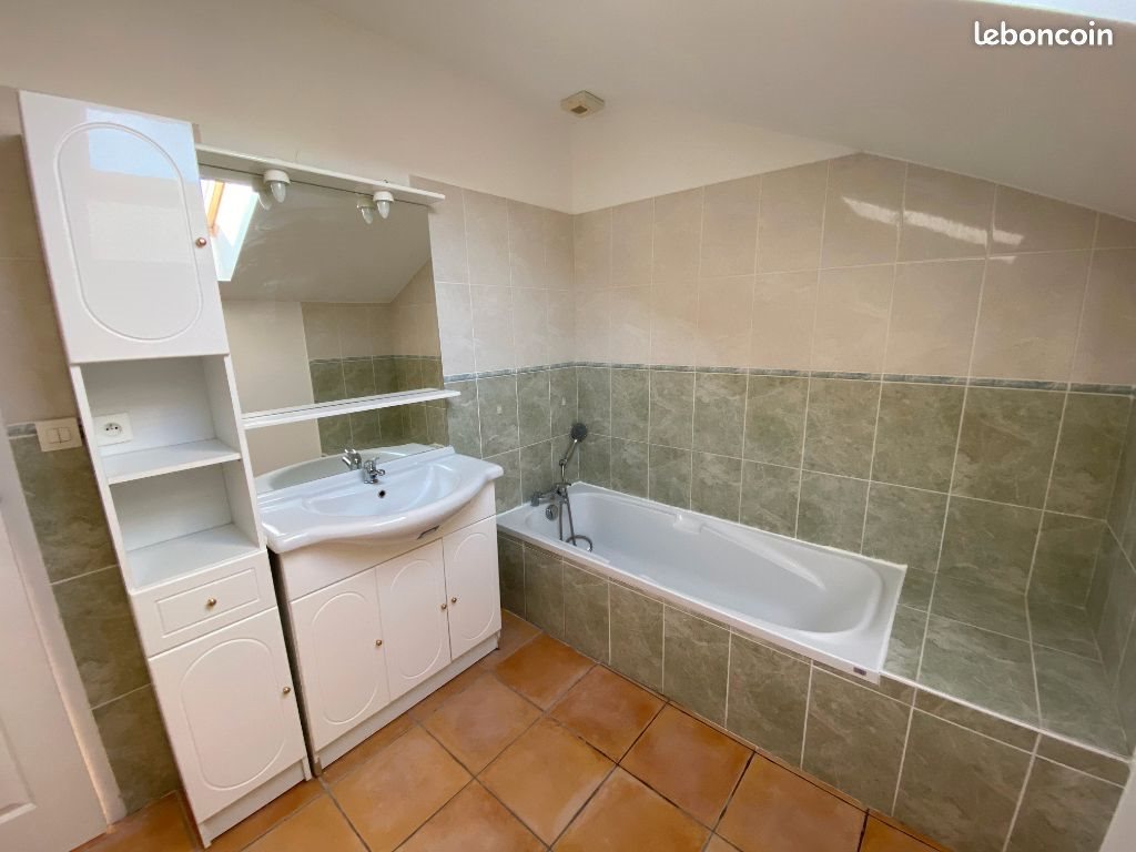 Maison à louer, 97m², Le Grand-Lemps