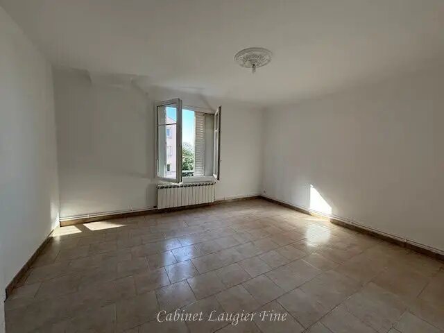 Appartement à louer, 54m², Marseille 4ème