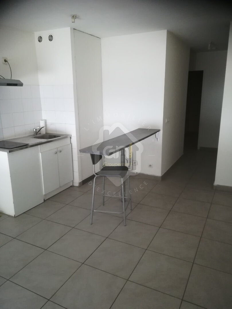 Appartement à louer, 26m², Marseille 11ème