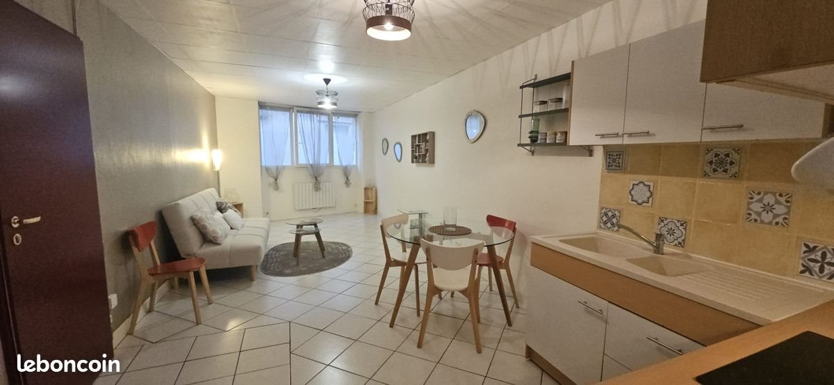 Appartement à louer, 40m², Bordeaux