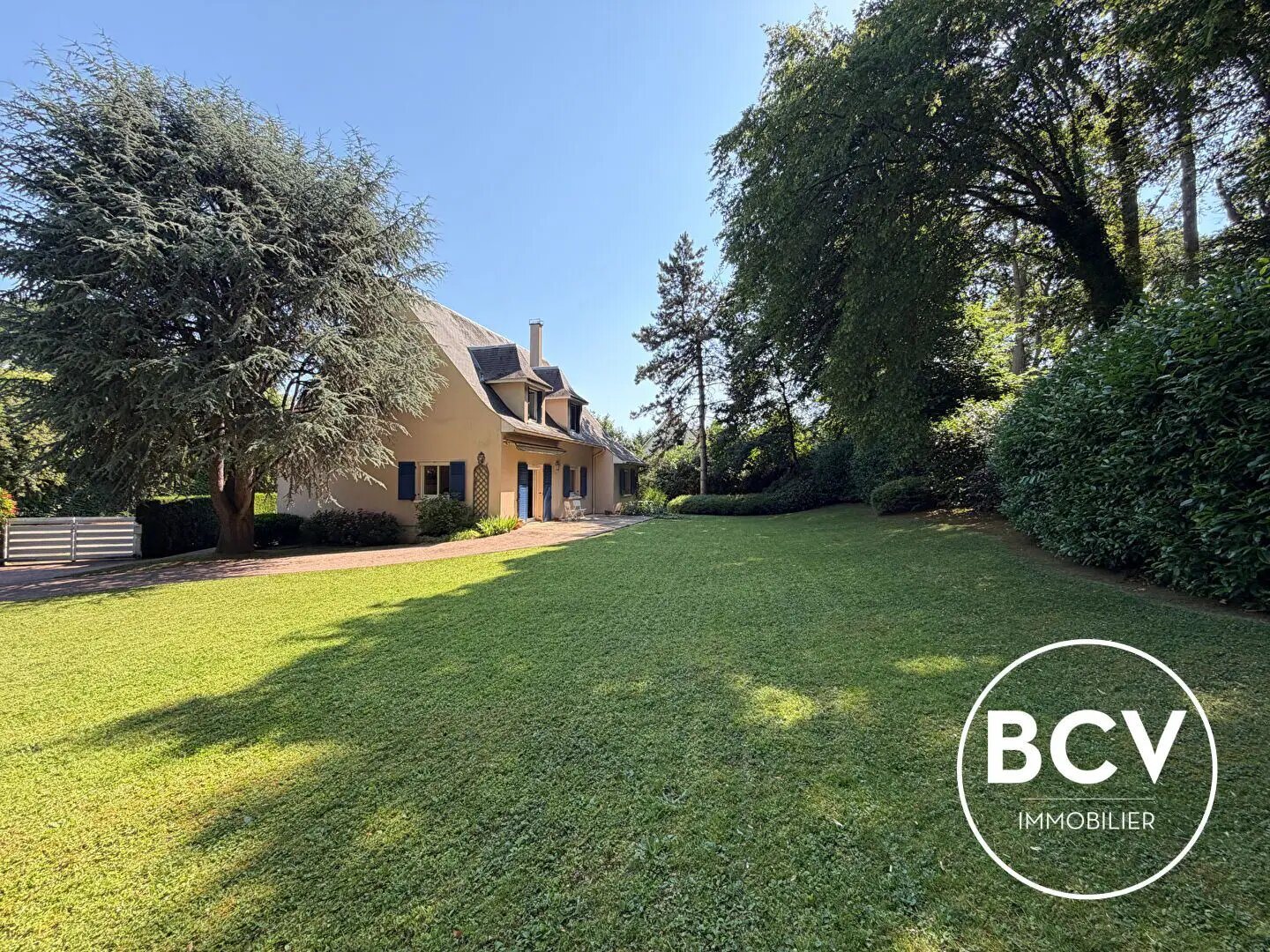 Maison à vendre, 221m², Luisant