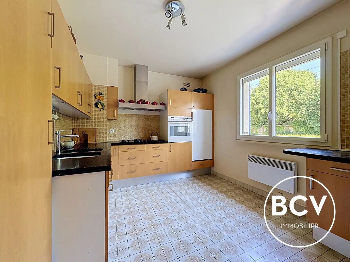 Maison à vendre, 221m², Luisant