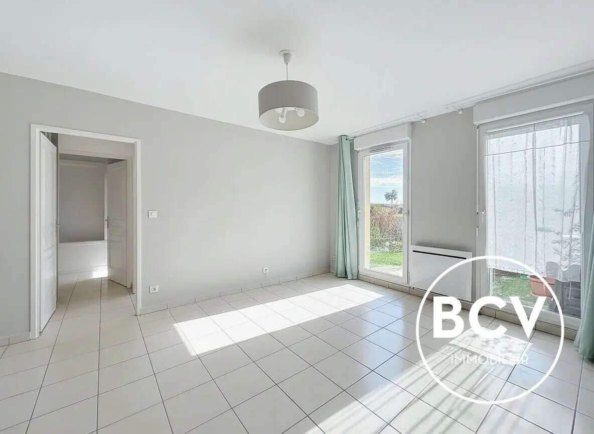 Appartement à louer, 42m², Lèves