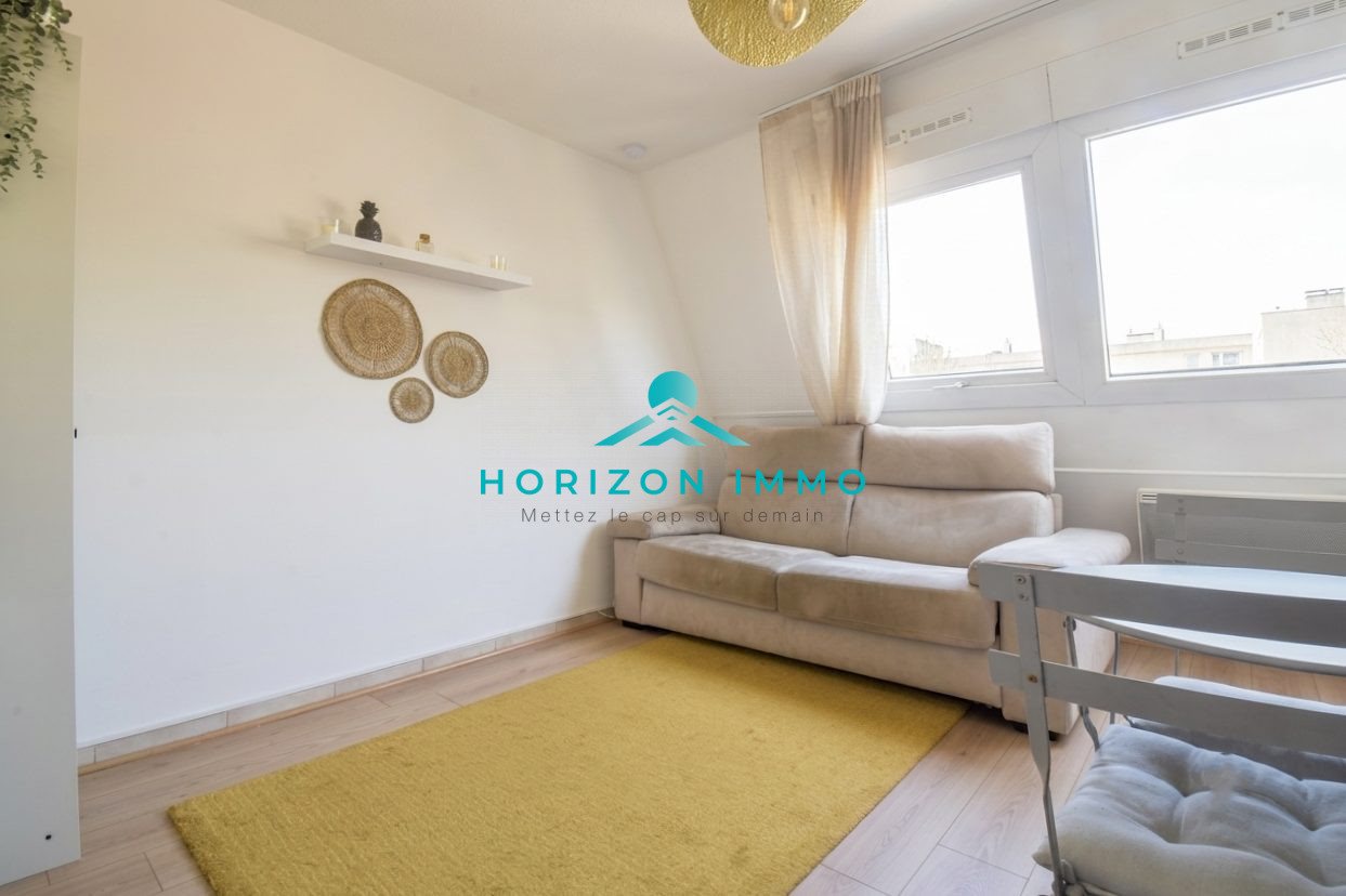 Appartement à louer, 15m², Saint-Laurent-du-Var