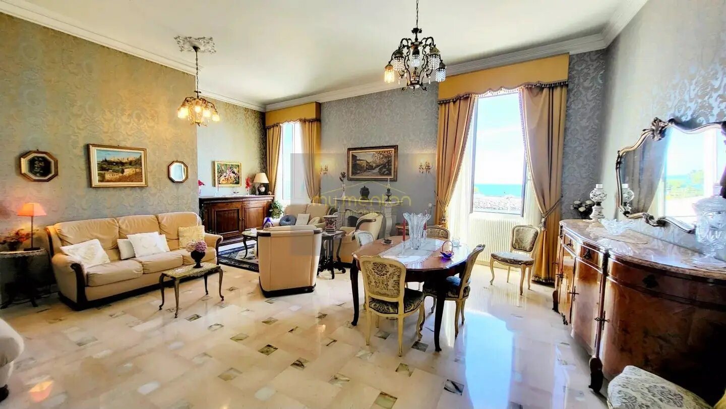 Appartement à vendre, 136m², Menton