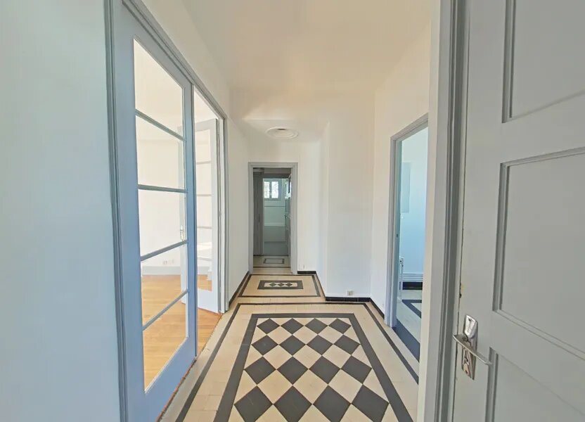 Appartement à louer, 81m², Romans-sur-Isère