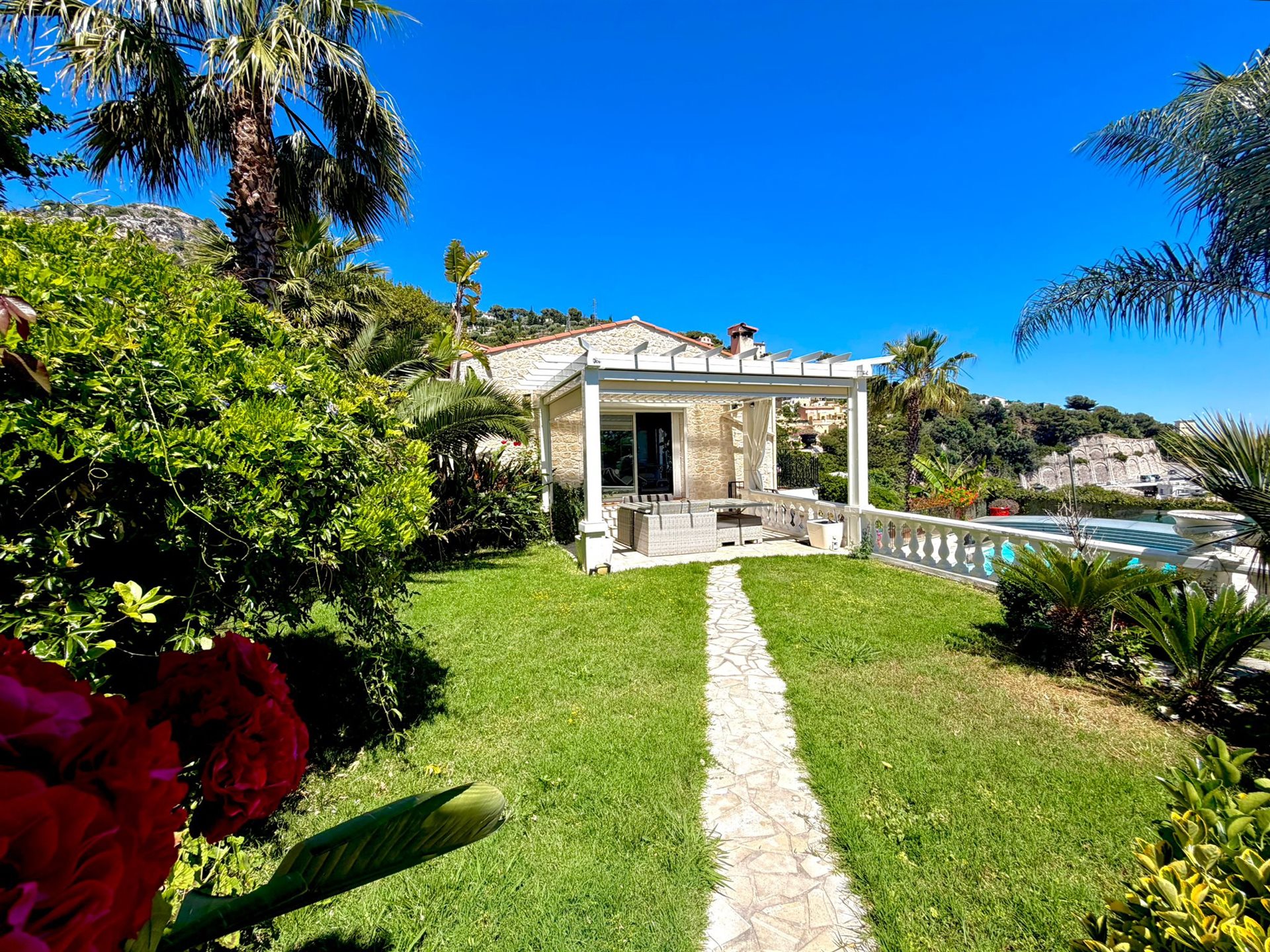 Maison à vendre, 140m², Beausoleil