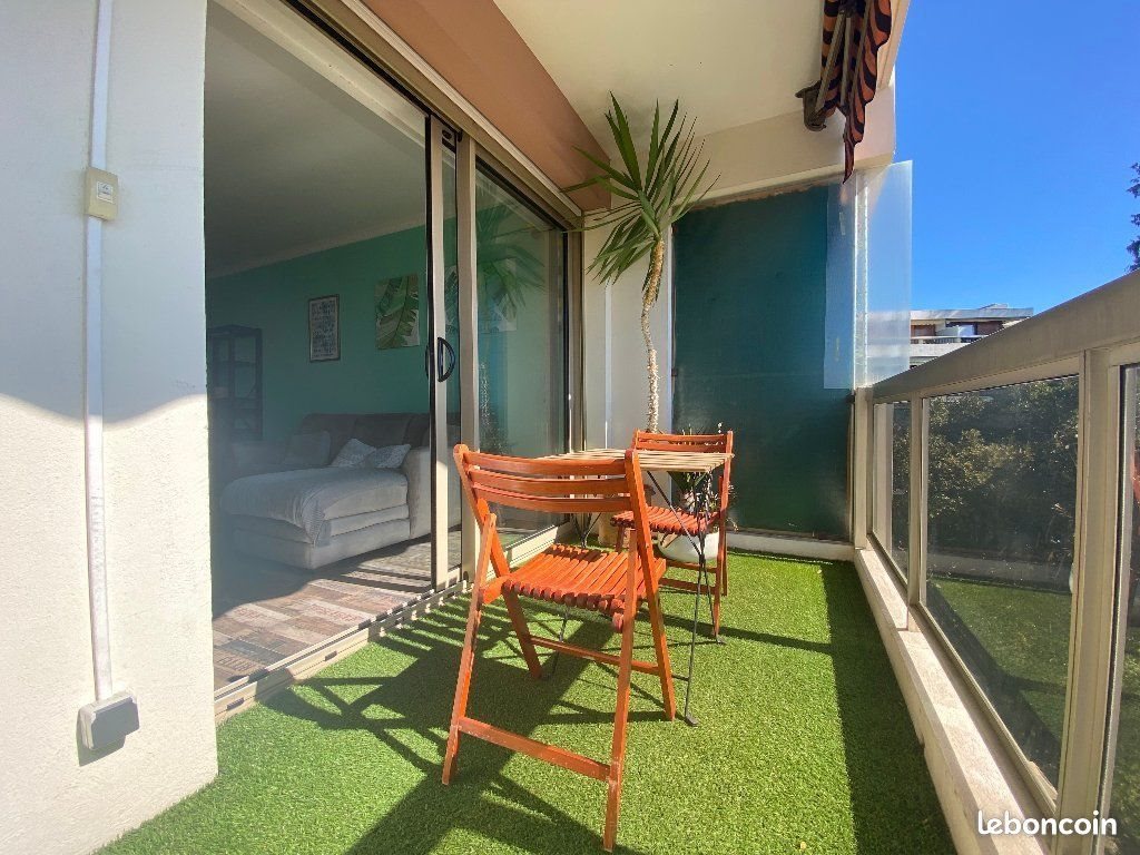 Appartement à louer, 69m², Nice
