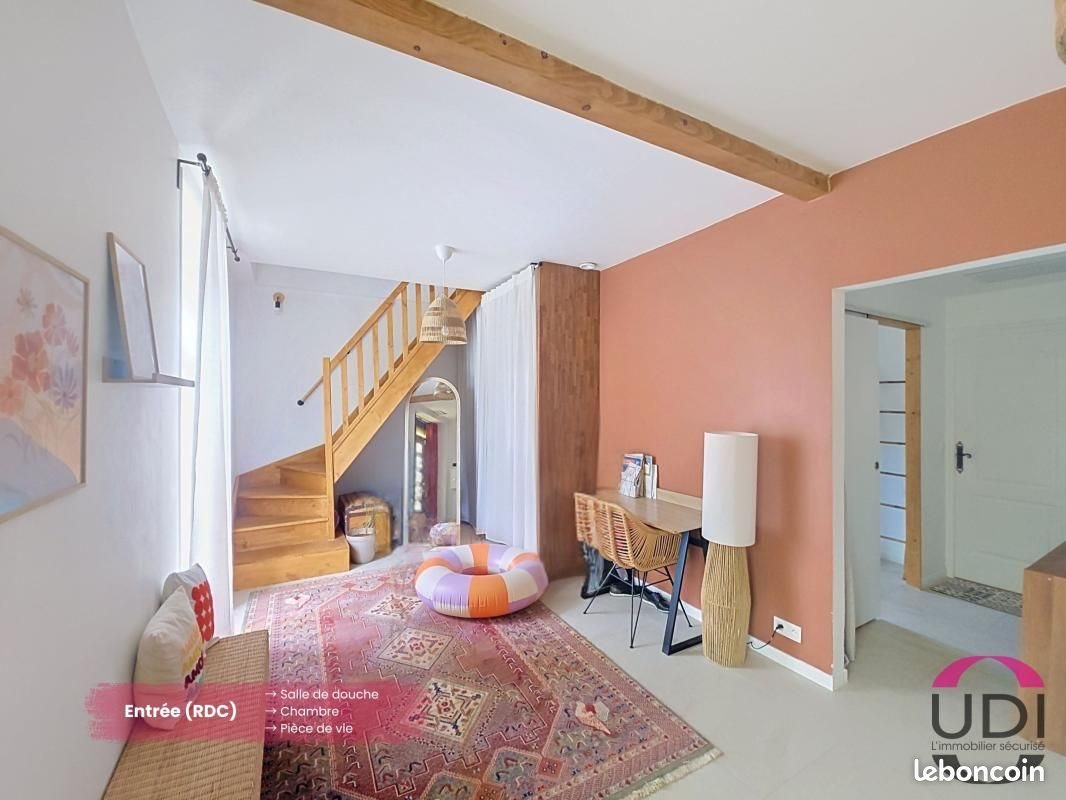 Maison à vendre, 167m², Bézenet