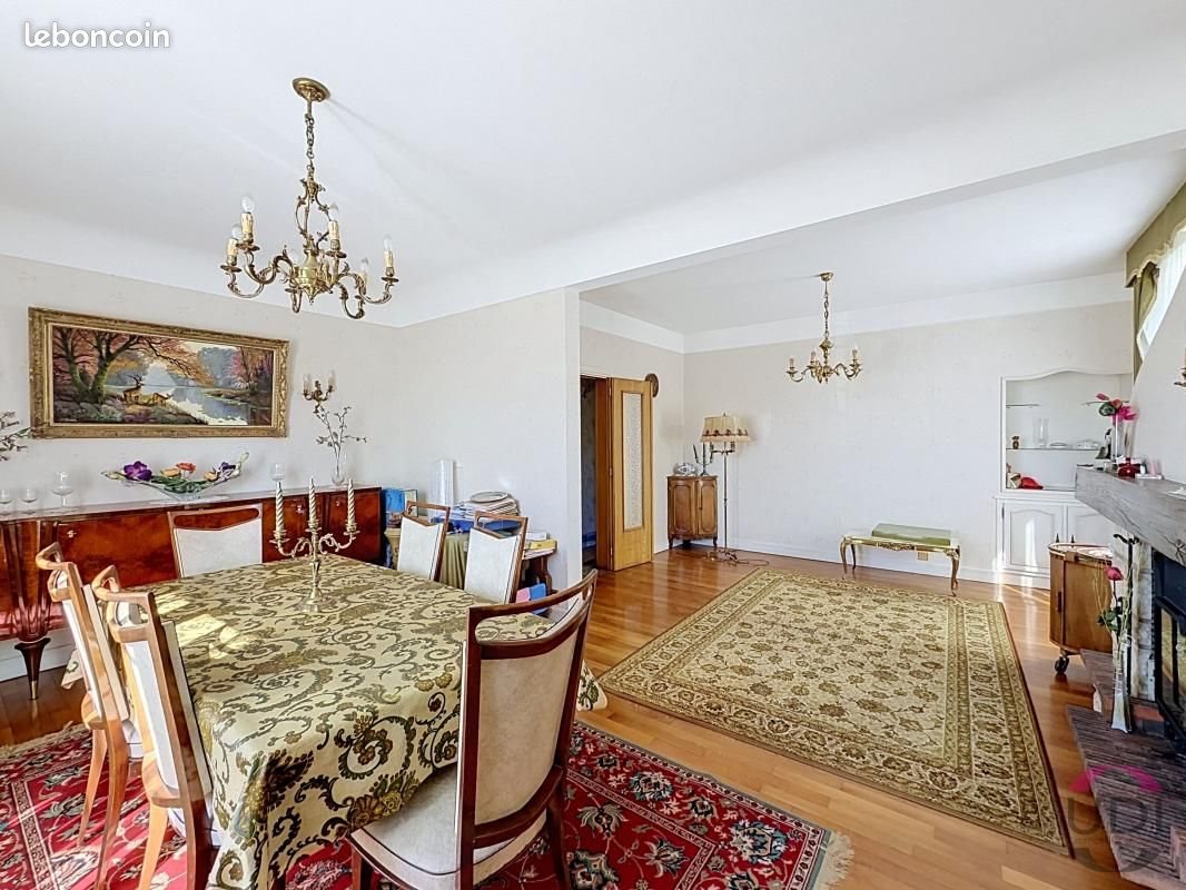Maison à vendre, 118m², Désertines