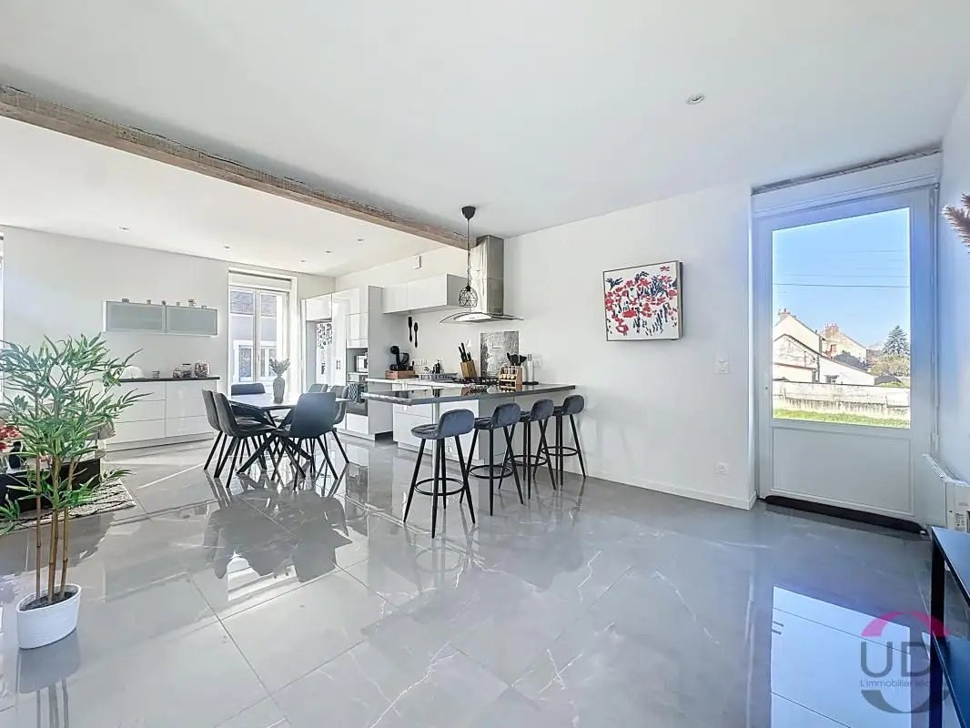 Maison à vendre, 94m², Commentry