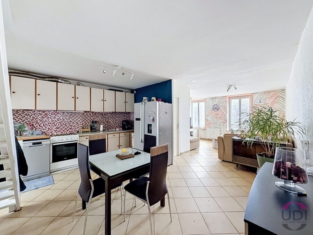 Maison à vendre, 71m², Montluçon