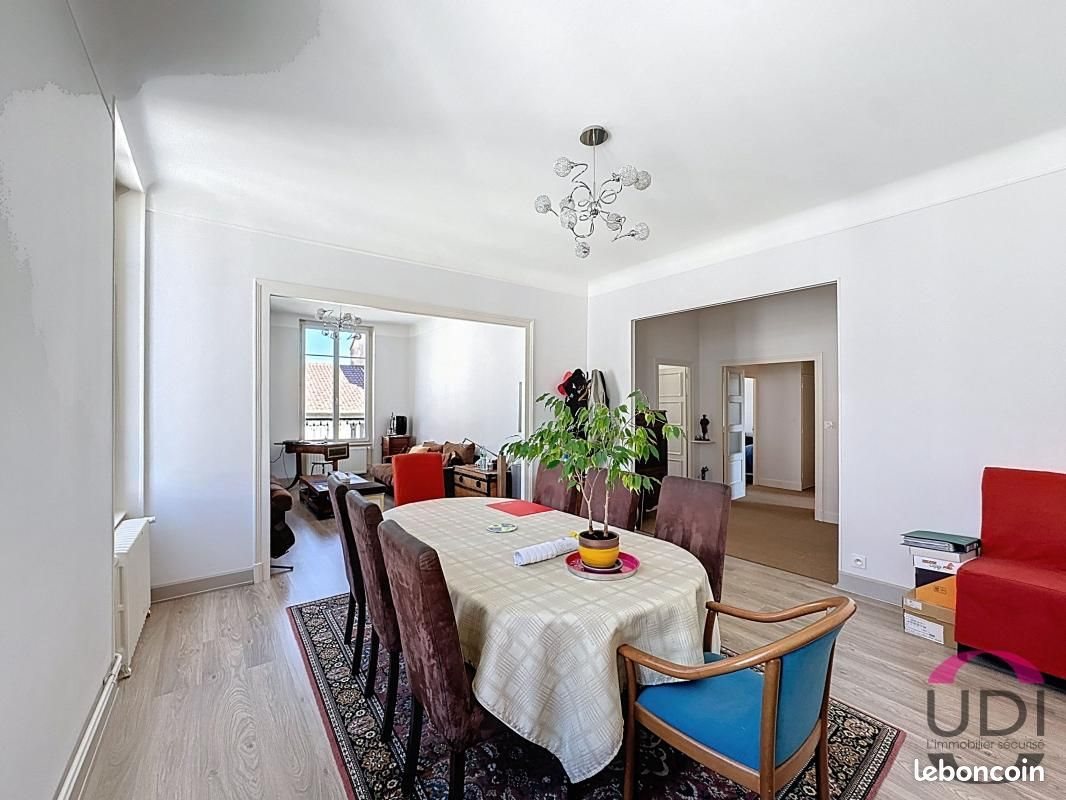 Appartement à vendre, 400m², Montluçon
