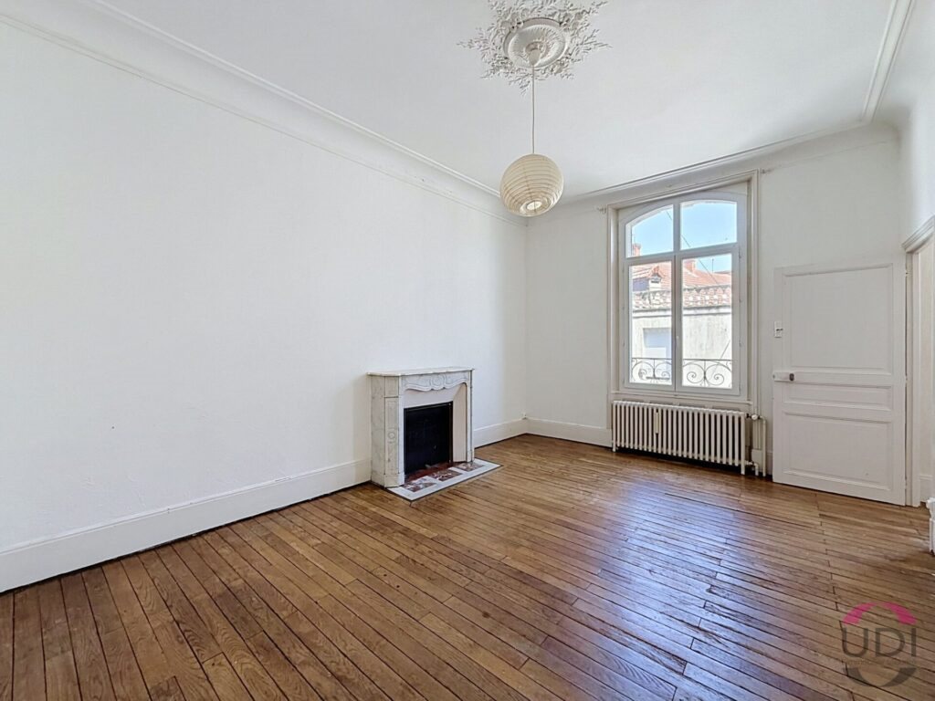 Maison à vendre, 258m², Montluçon