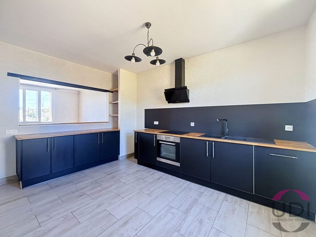 Maison à vendre, 78m², Montluçon