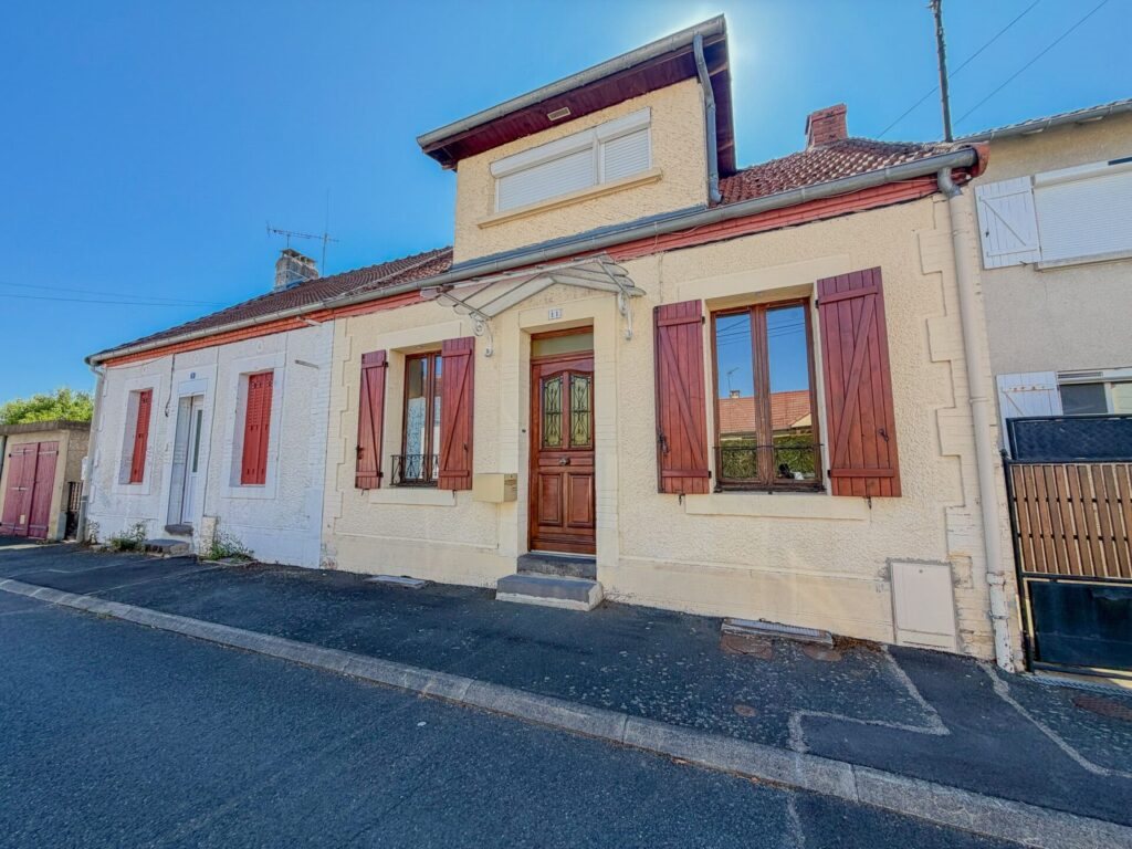 Maison à vendre, 83m², Désertines