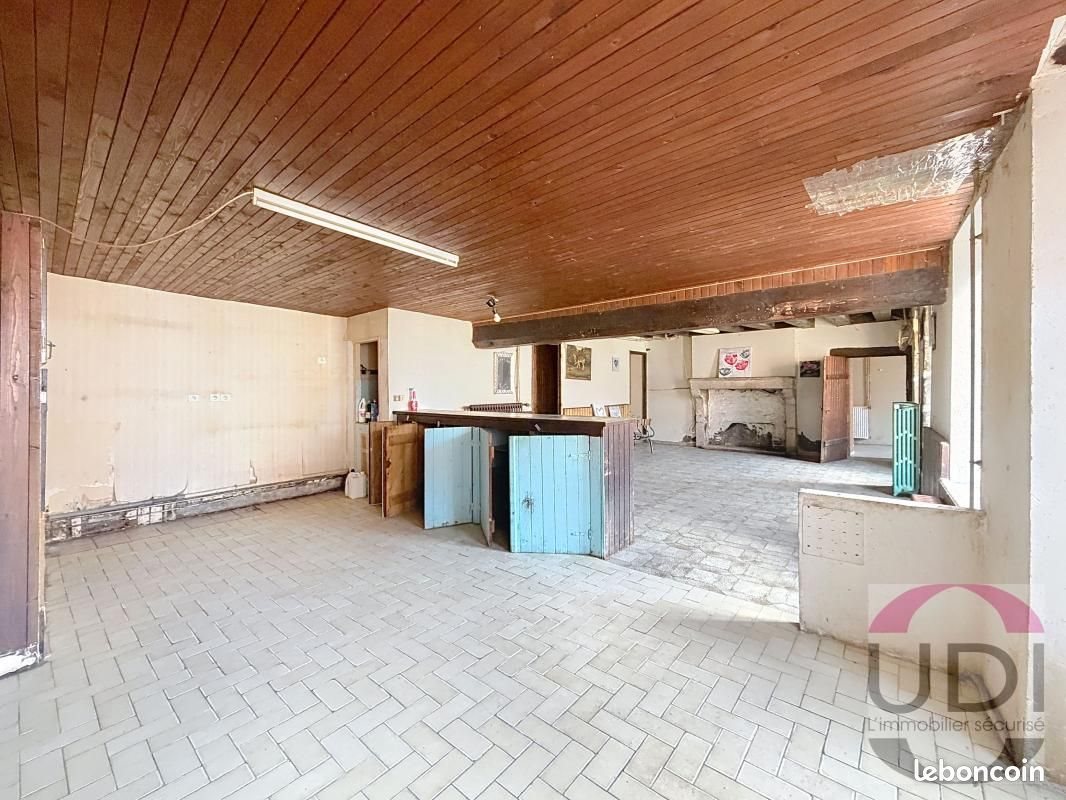 Maison à vendre, 115m², Saint-Silvain-Bas-le-Roc