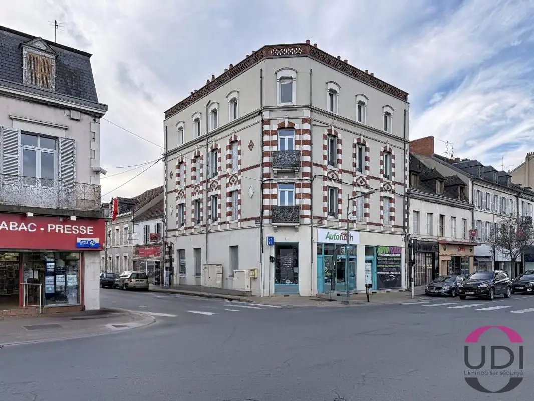 Appartement à vendre, 362m², Montluçon
