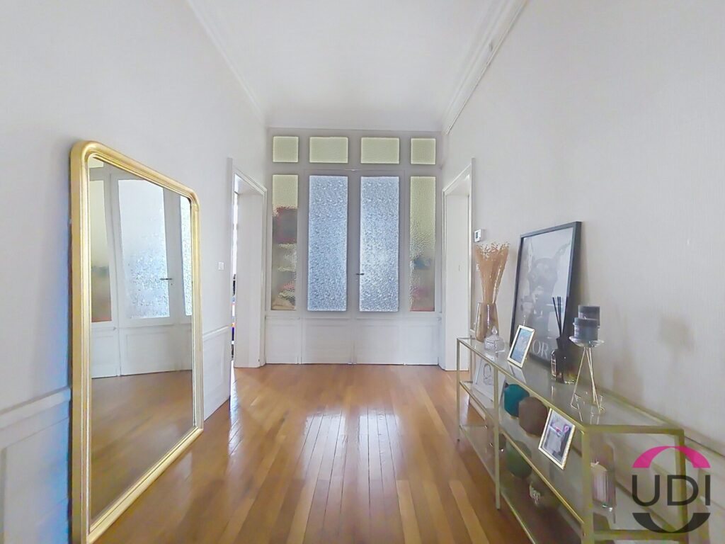 Appartement à vendre, 119m², Montluçon