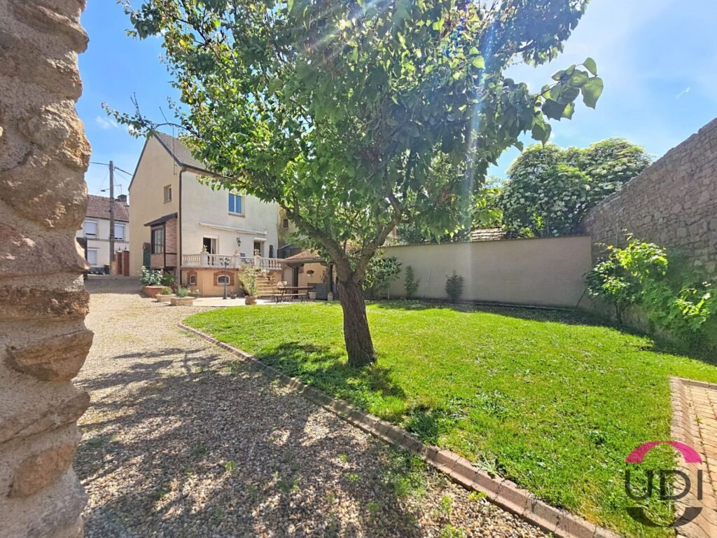 Maison à vendre, 92m², Montluçon
