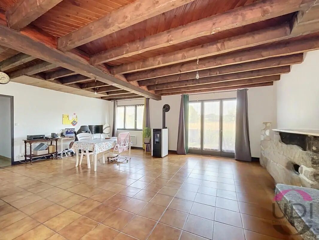Maison à vendre, 111m², Saint-Yrieix-les-Bois