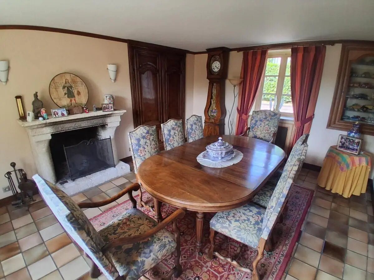 Maison à vendre, 197m², Hérouvillette