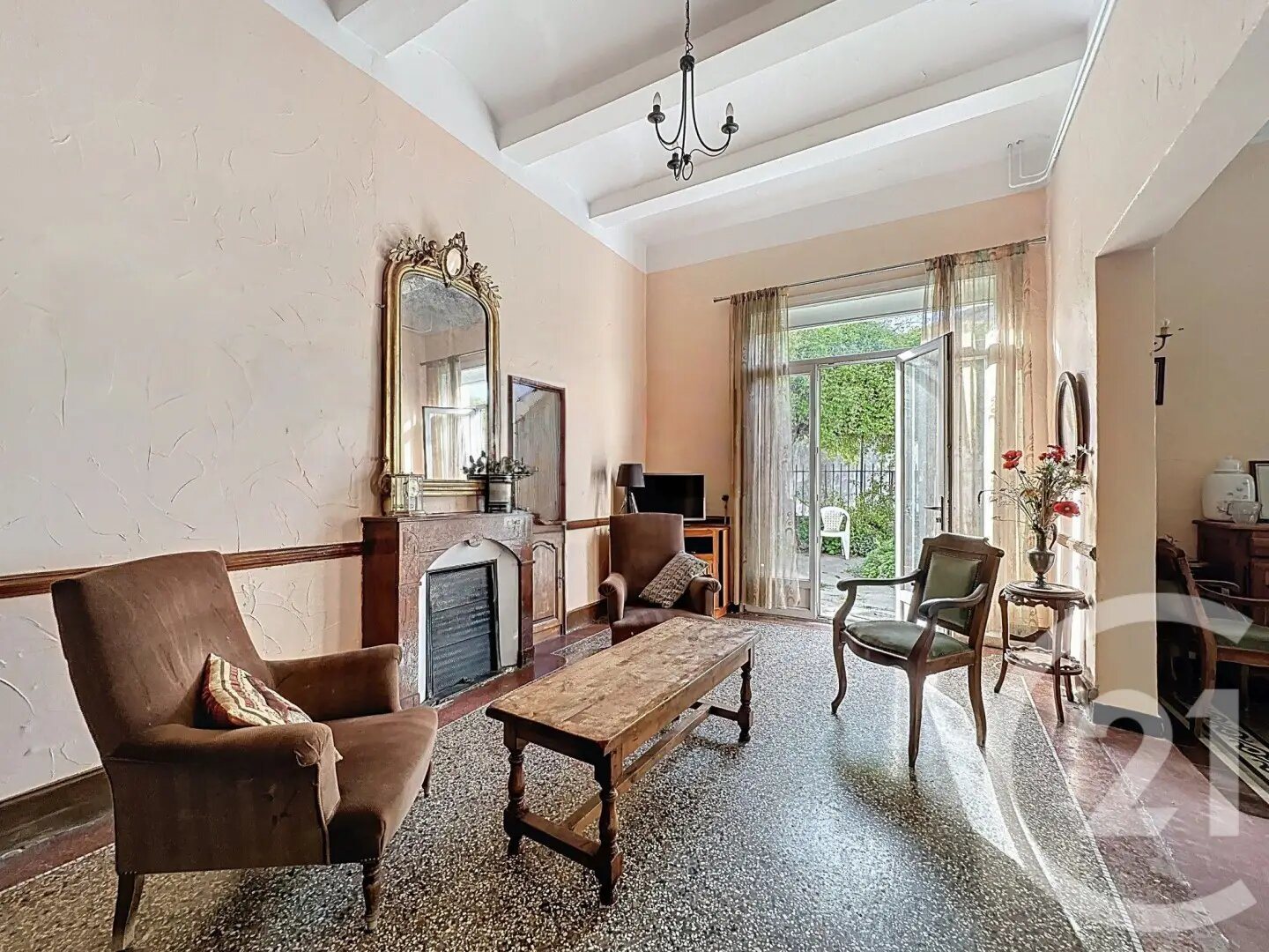 Maison à vendre, 220m², Saint-Geniès-des-Mourgues