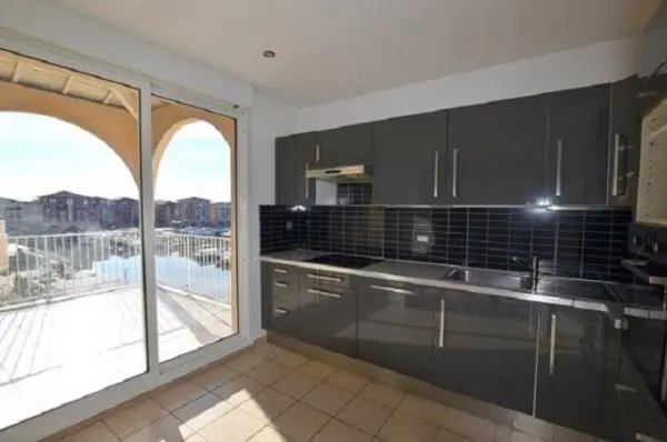 Appartement à louer, 107m², Lattes