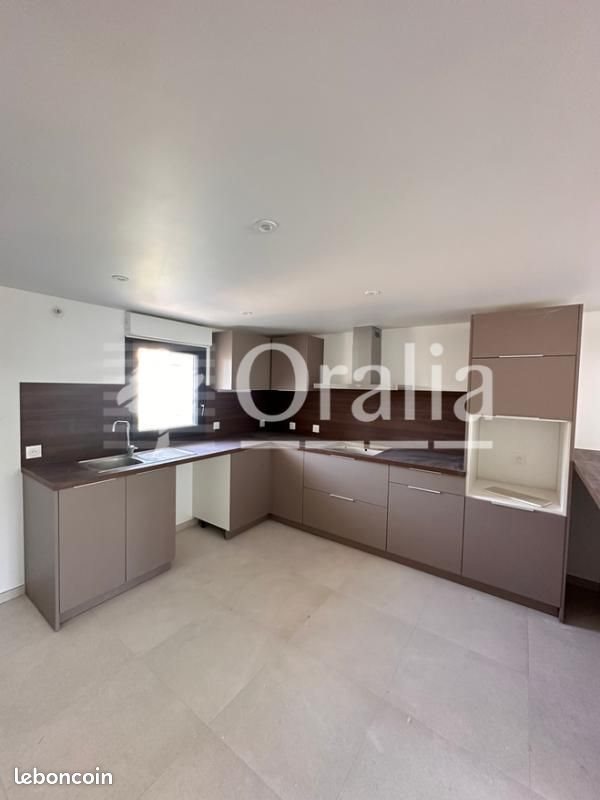 Appartement à louer, 79m², Vendargues
