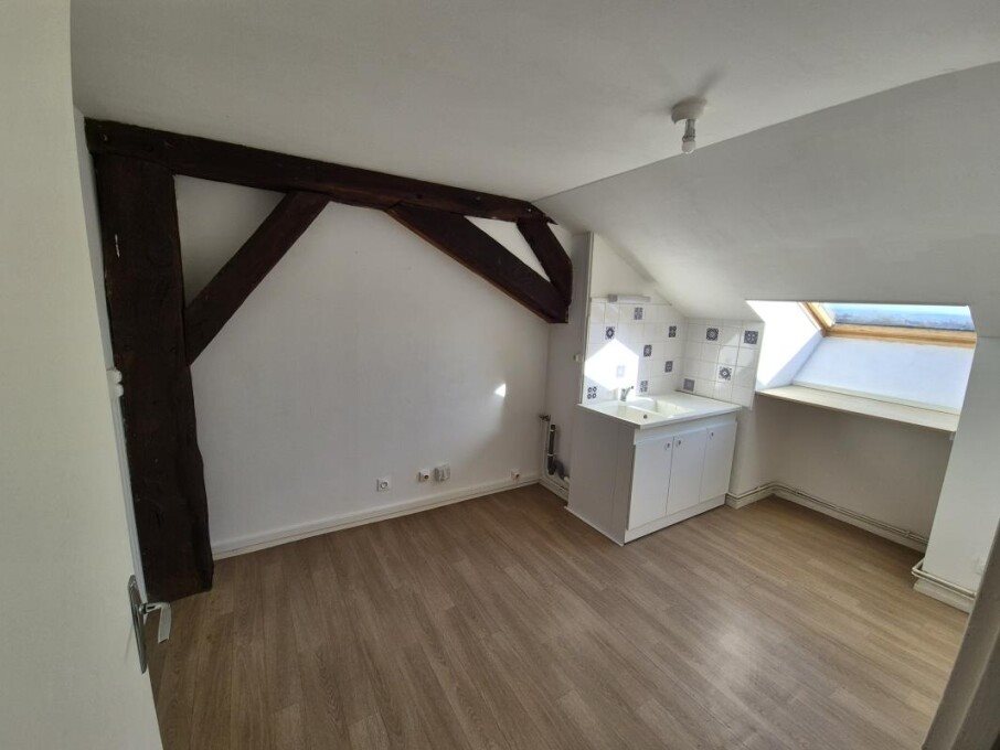 Appartement à louer, 115m², Rocroi
