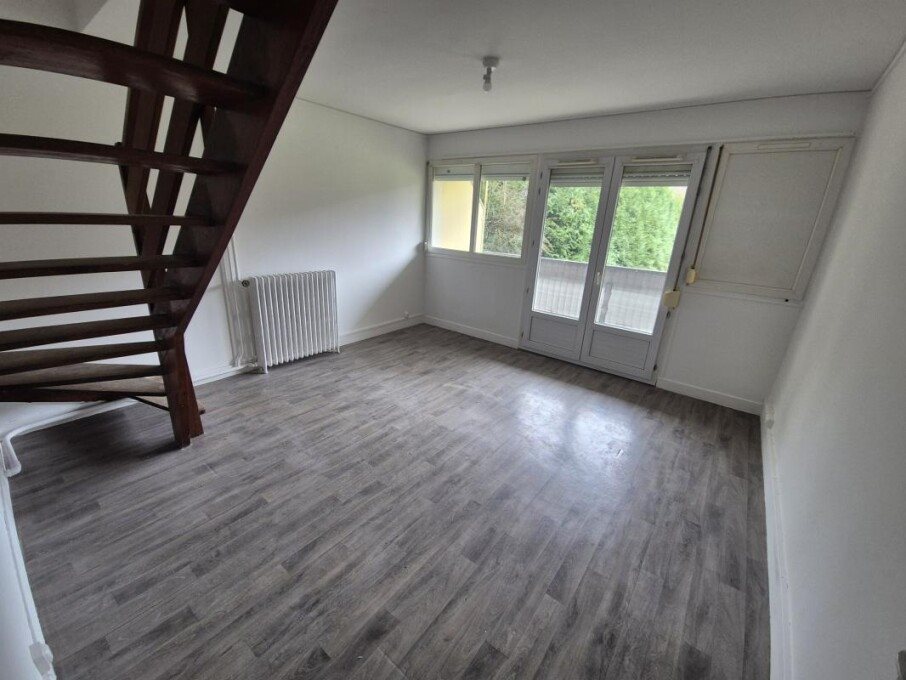 Appartement à louer, 51m², Revin