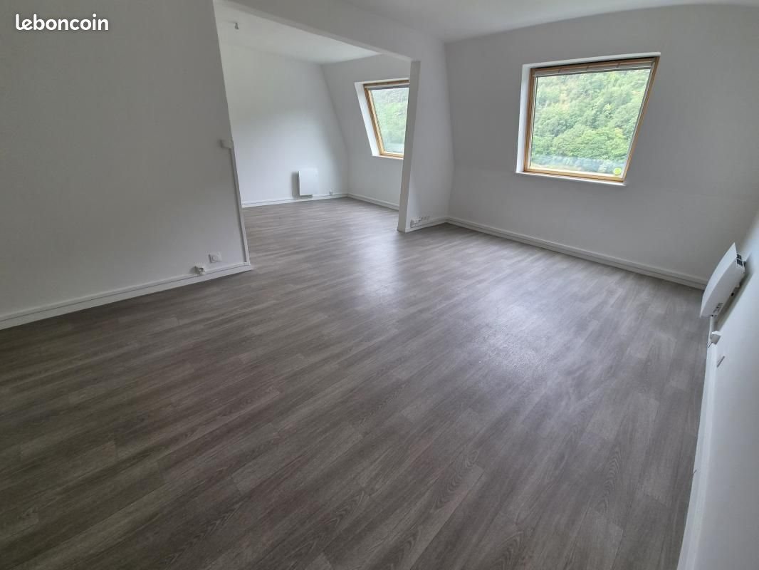 Appartement à louer, 106m², Bogny-sur-Meuse